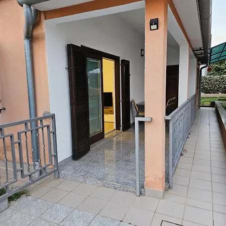 Apartment Dora I *